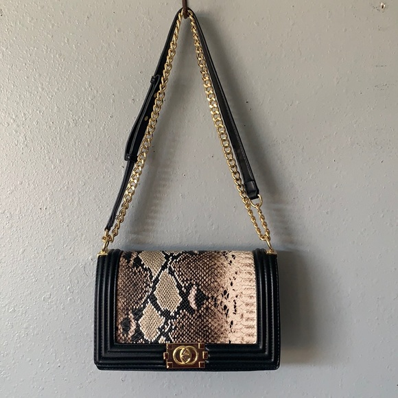 Snake print shoulder bag